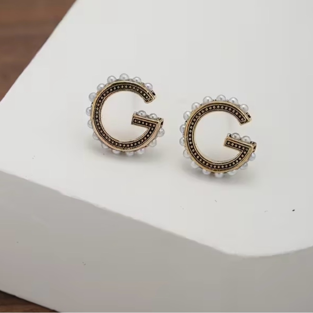 Double G Gold Pearl Earrings – Chic Everyday Luxury NWT - Fashion Jewelry - Picture 3 of 5